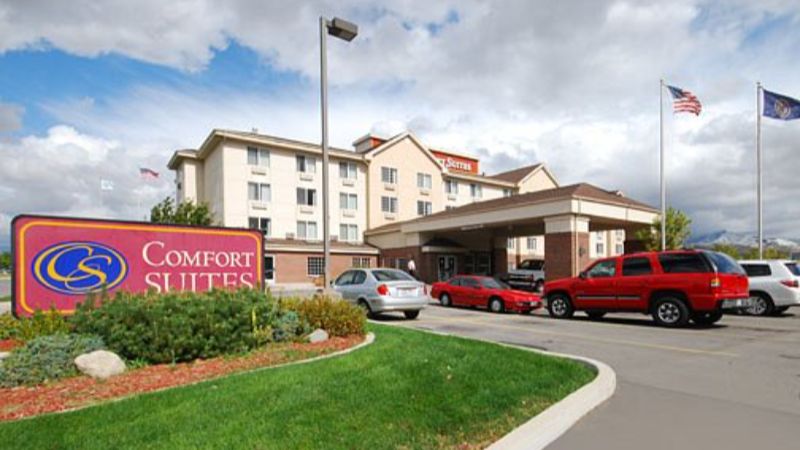 Comfort Suites Airport, room with private jacuzzi, photo 8
