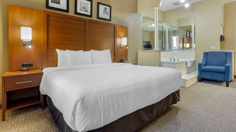 Comfort Suites Houston NW – Vintage Park
