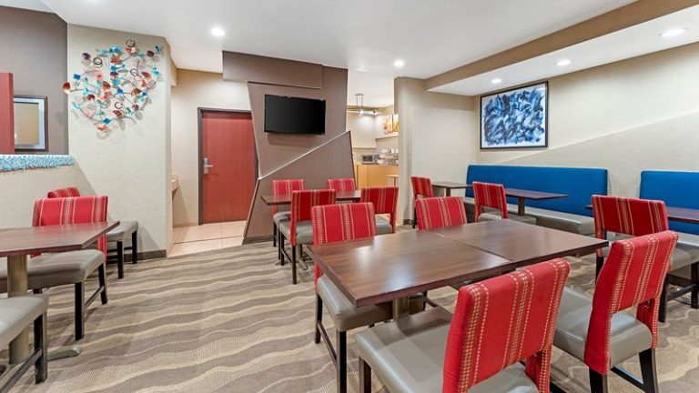 Comfort Suites Monaca