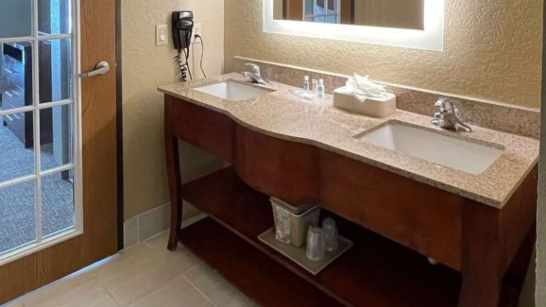 Comfort Suites Near SeaWorld