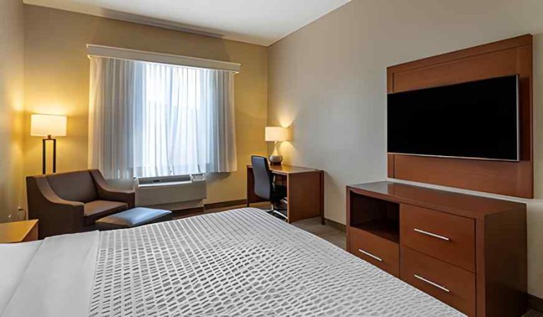 Comfort Suites near Texas Medical Center