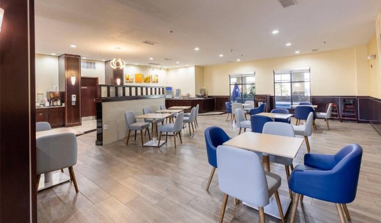 Comfort Suites Troy-I75