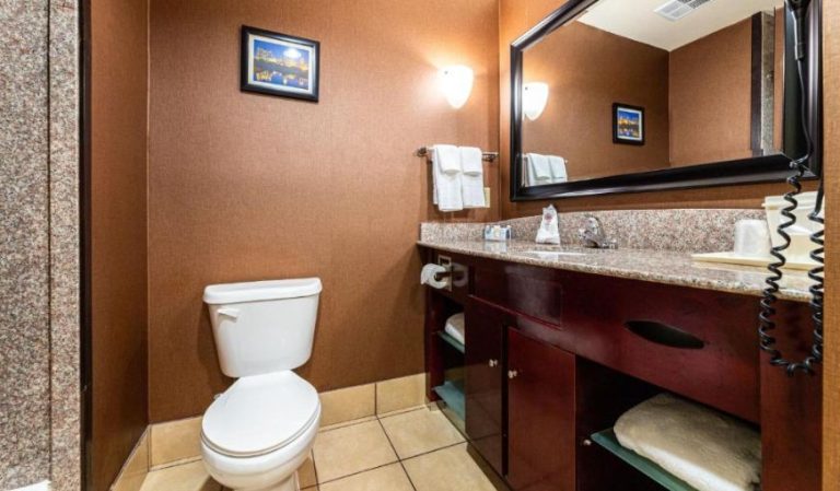 Comfort Suites at Lake Worth