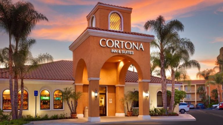 Cortona Inn & Suites Anaheim Resort