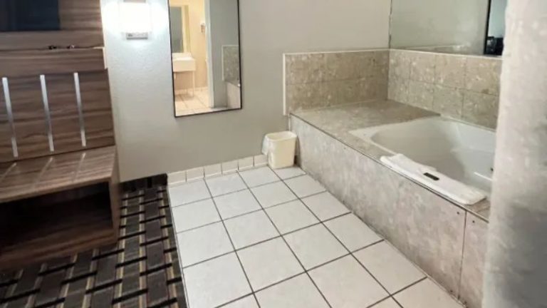 Country Hearth Inn & Suites Augusta