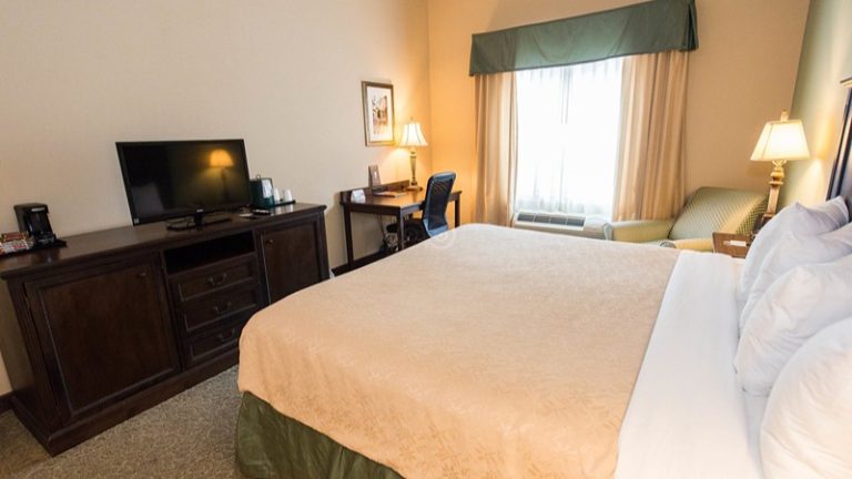 Country Inn & Suites by Radisson, Asheville West, NC