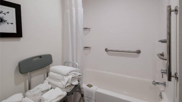 Country Inn & Suites by Radisson, Harrisburg Northeast (Hershey), PA
