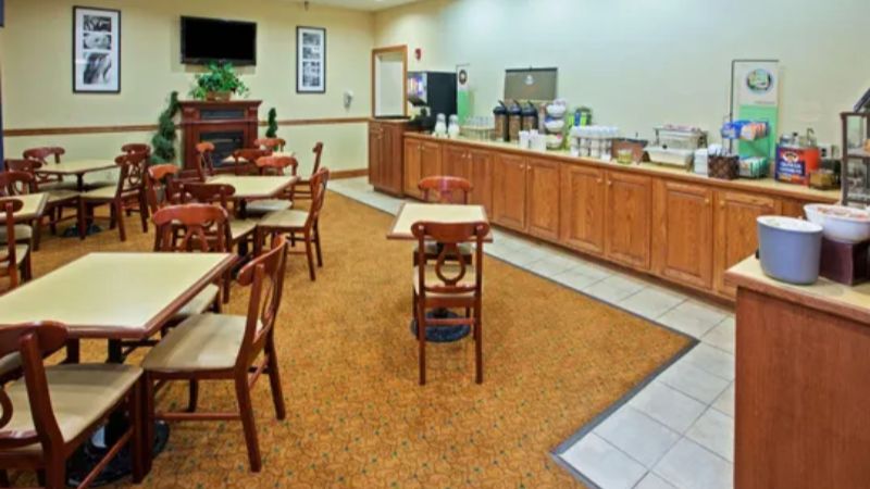 La Quinta Inn & Suites by Wyndam Knoxville West, photo 7