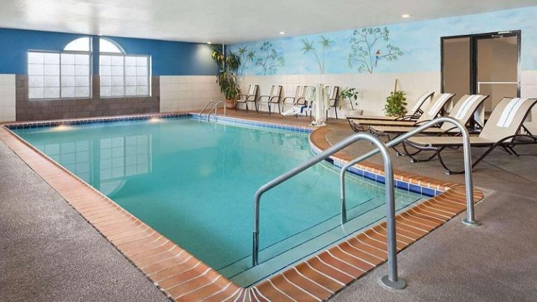Country Inn & Suites by Radisson, Lexington, KY