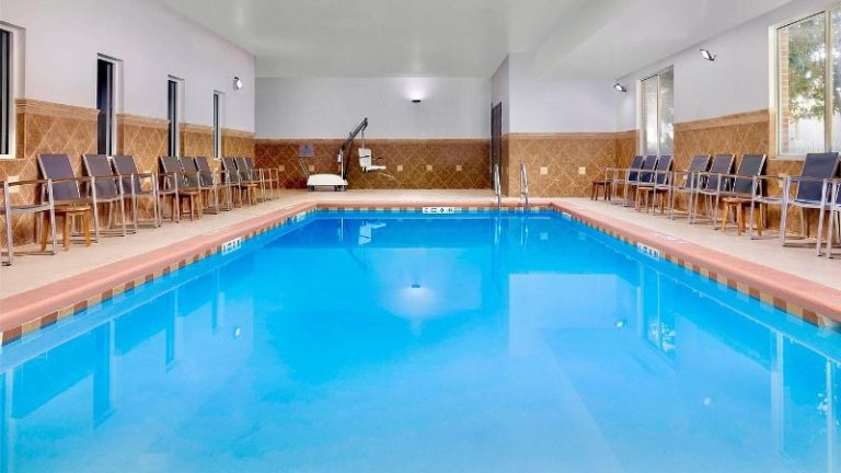 Country Inn & Suites by Radisson, Gainesville, FL