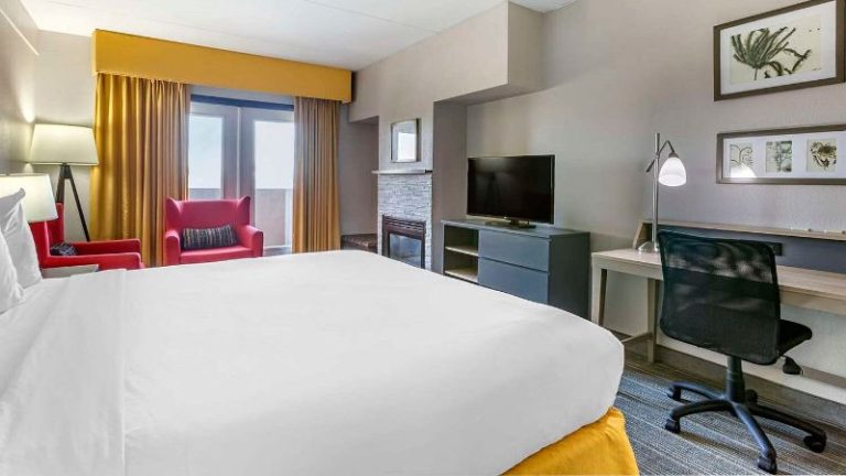 Country Inn & Suites by Radisson, Mesa, AZ