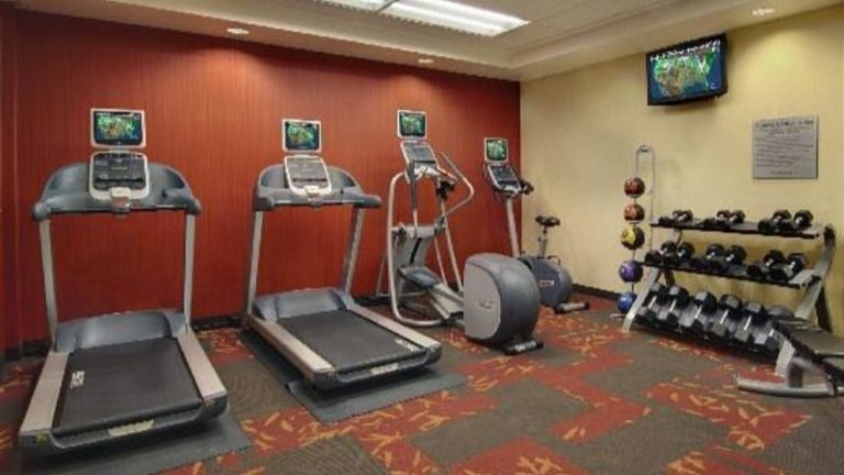 Courtyard by Marriott Madison East