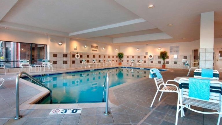 Courtyard by Marriott Madison East