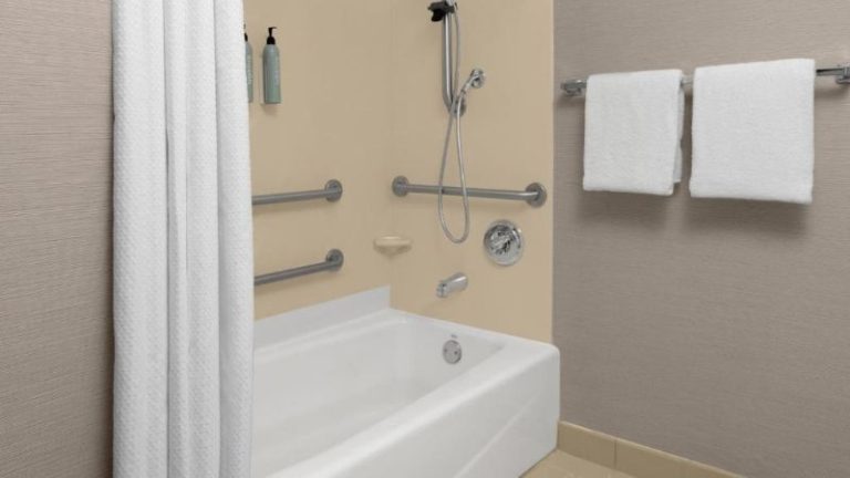 Courtyard by Marriott San Diego Central