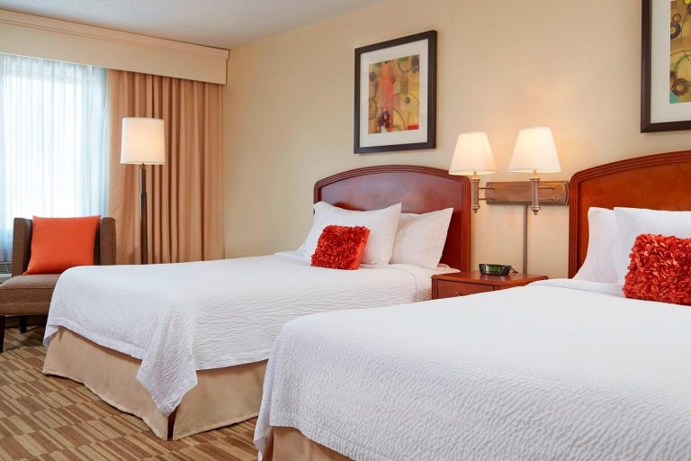 Courtyard by Marriott Woburn/Boston North​