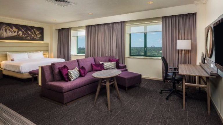 Crowne Plaza Springfield – Convention Ctr, an IHG Hotel