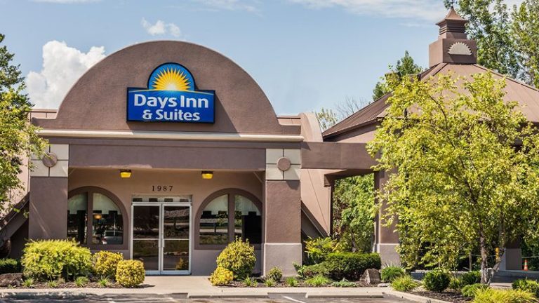 Days Inn & Suites by Wyndham Lexington