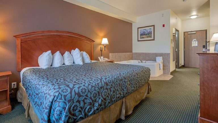 Days Inn by Wyndham Manitou Springs