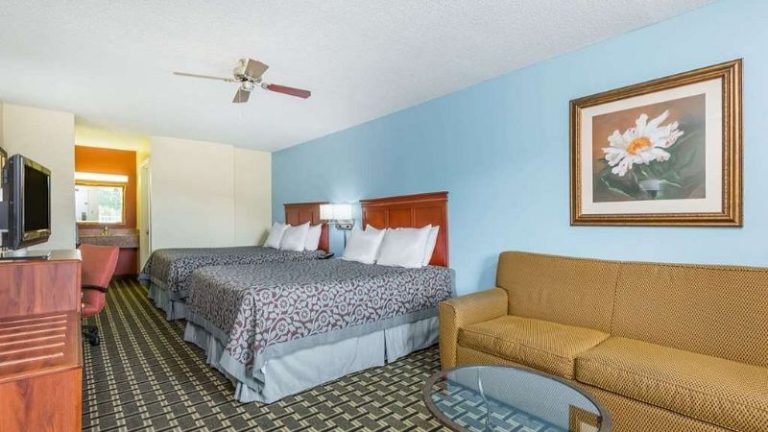 Days Inn by Wyndham Trenton