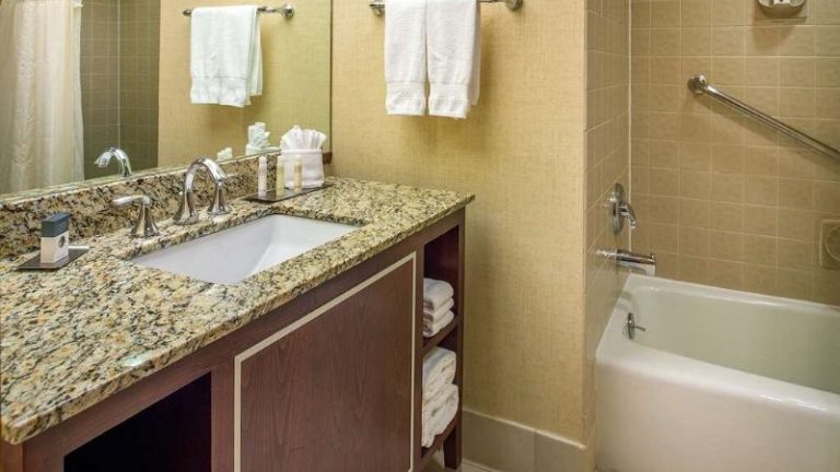 DoubleTree by Hilton Portland