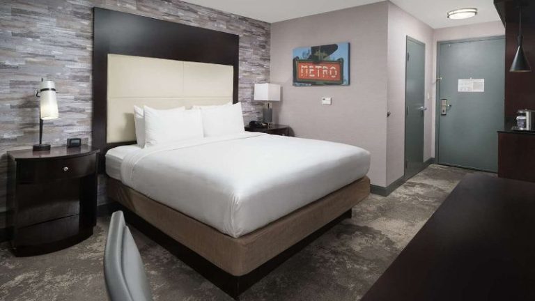 DoubleTree by Hilton Hotel Chattanooga Downtown