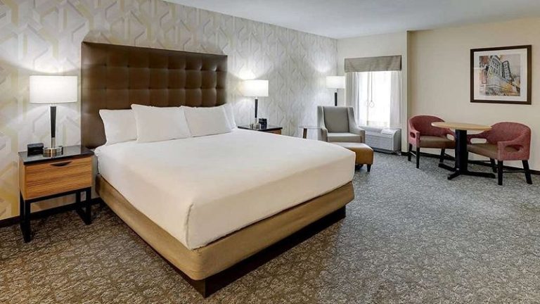 Drury Inn & Suites Birmingham Lakeshore Drive