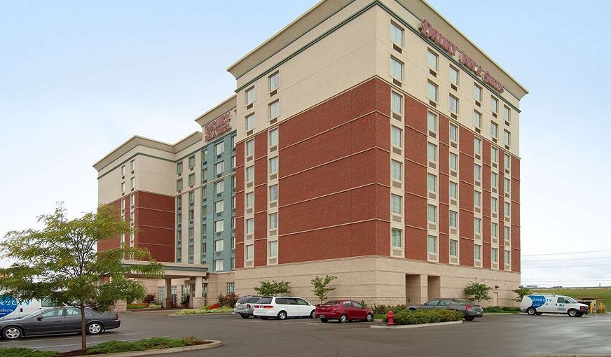 Drury Inn & Suites Indianapolis Northeast, room with private jacuzzi, photo 8