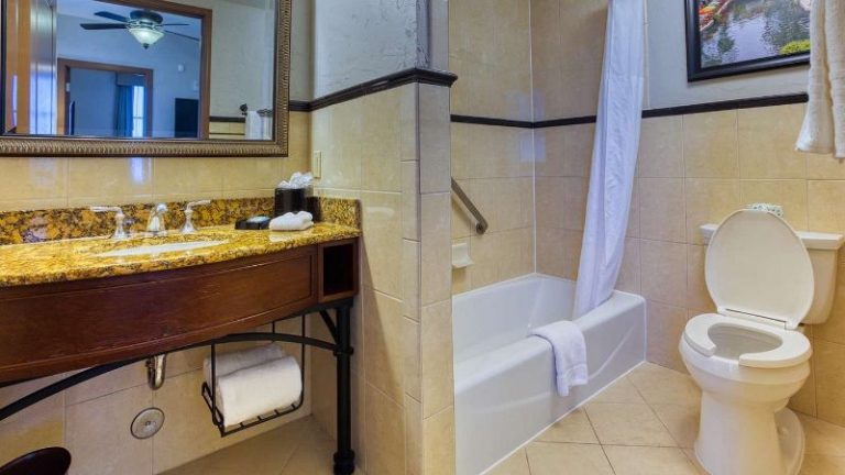 Drury Plaza Hotel San Antonio Riverwalk