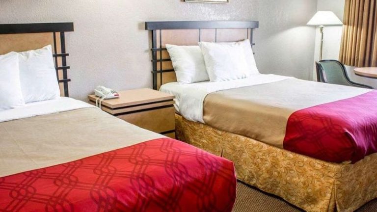 Econo Lodge Colonie Center Mall