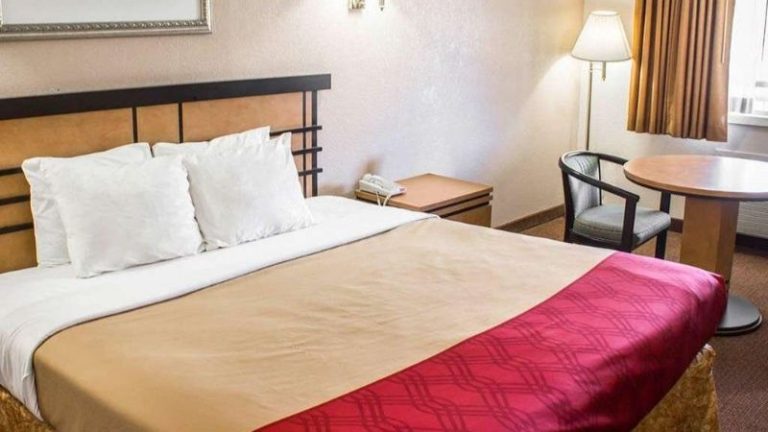 Econo Lodge Colonie Center Mall