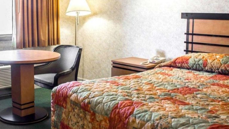 Econo Lodge Colonie Center Mall