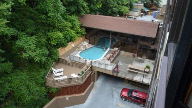 Edgewater Hotel & Conference Center