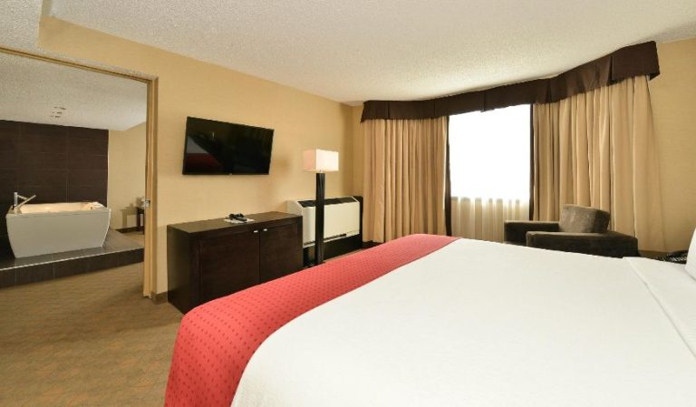 Edmonton Hotel & Convention Centre