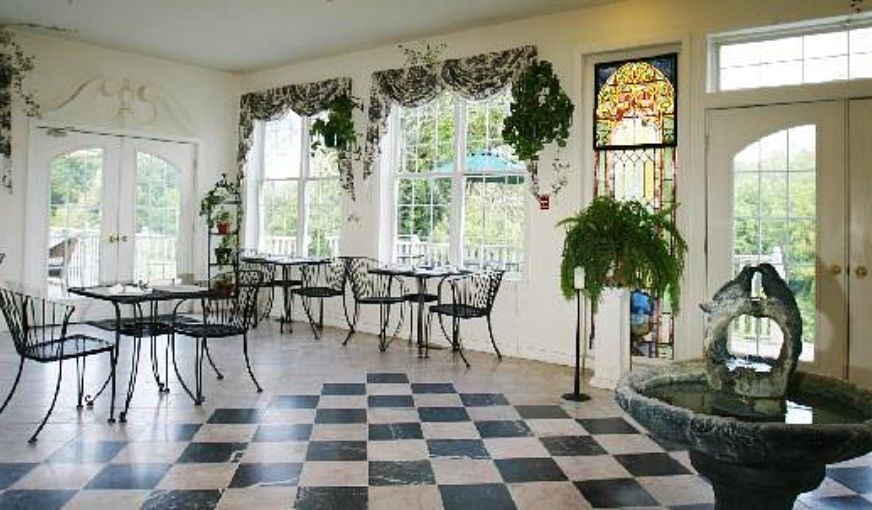 Elk Forge Bed & Breakfast Inn, room with private jacuzzi, photo 4