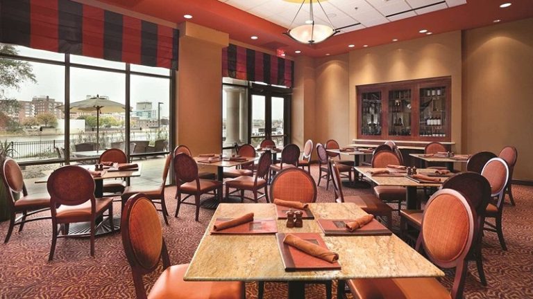 Embassy Suites by Hilton East Peoria Riverfront Hotel & Conference Center