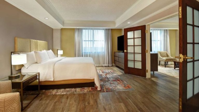 Embassy Suites by Hilton Little Rock