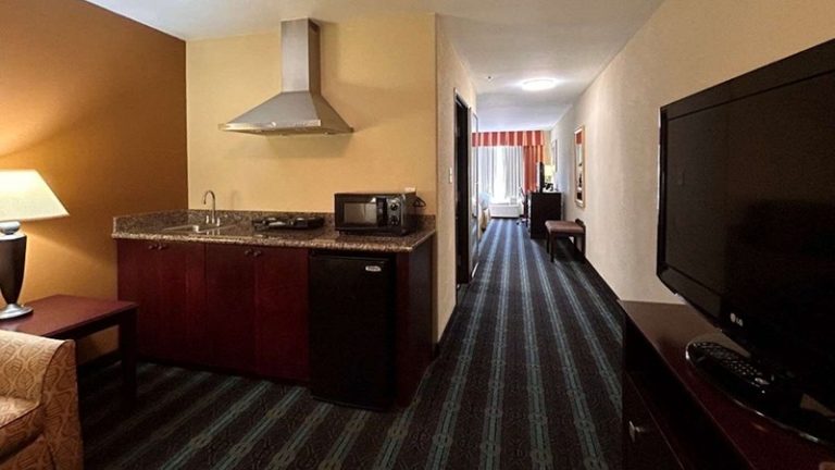Holiday Inn Express Leesville-Ft. Polk, an IHG Hotel