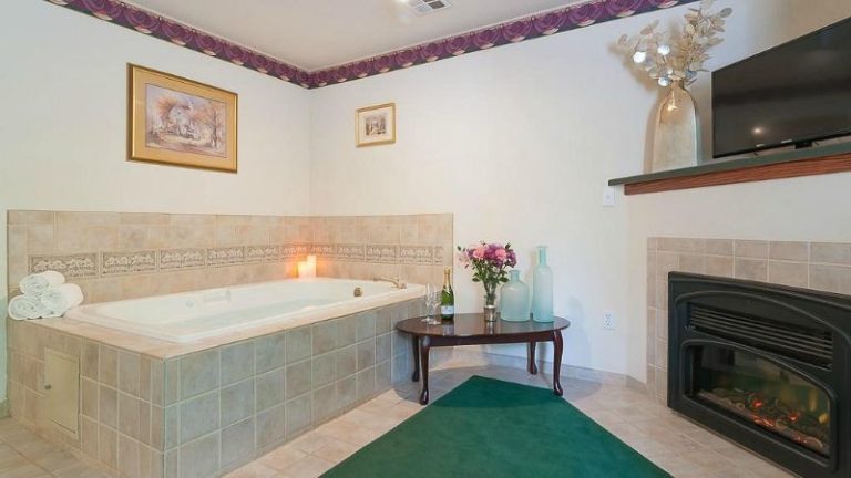FairBridge Inn & Suites Dupont