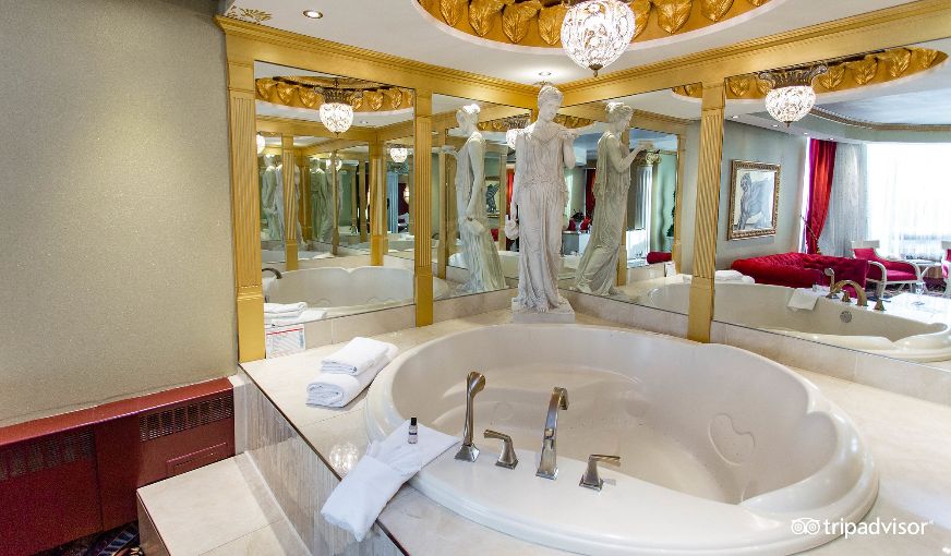 Fantasyland Hotel
