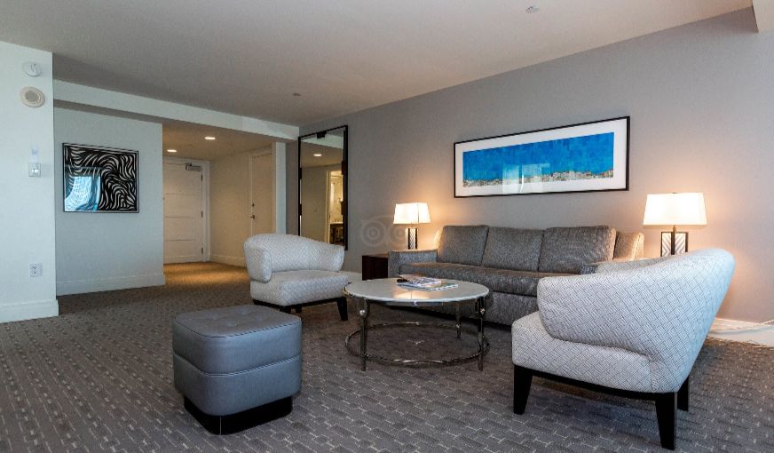 Fontainebleau Miami Beach, room with private jacuzzi, photo 5