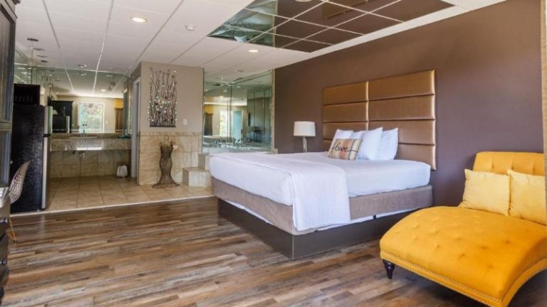 Gadsden Inn & Suites