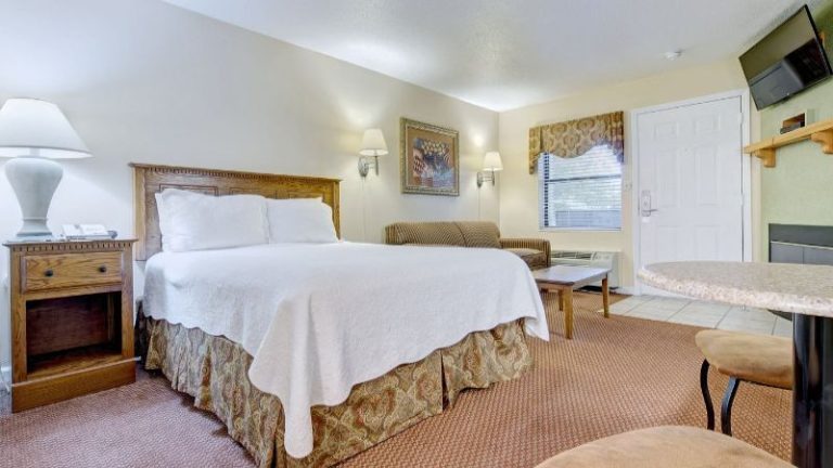 Gatlinburg Town Square by Exploria Resorts