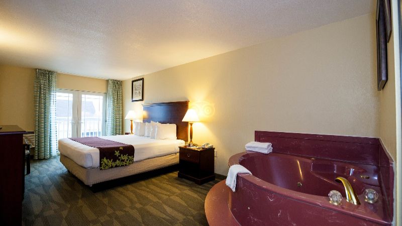 Gold Leaf Hotel