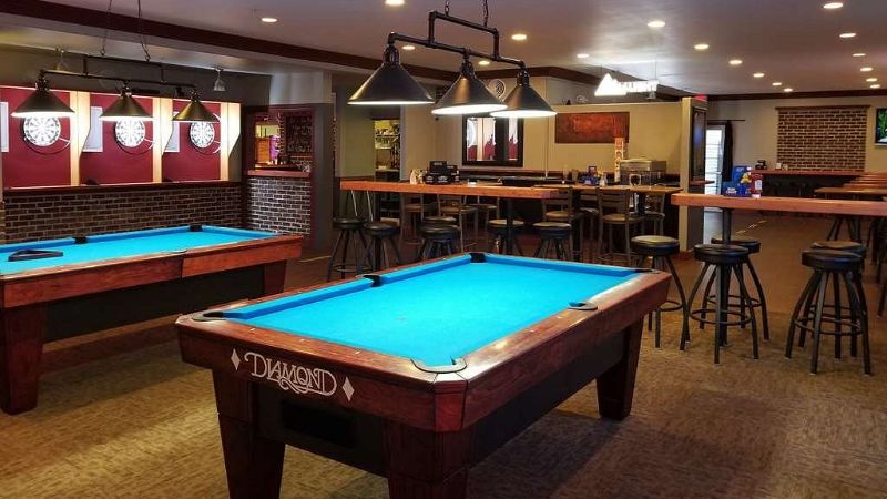 Grand View Inn & Suites, room with private jacuzzi, photo 6