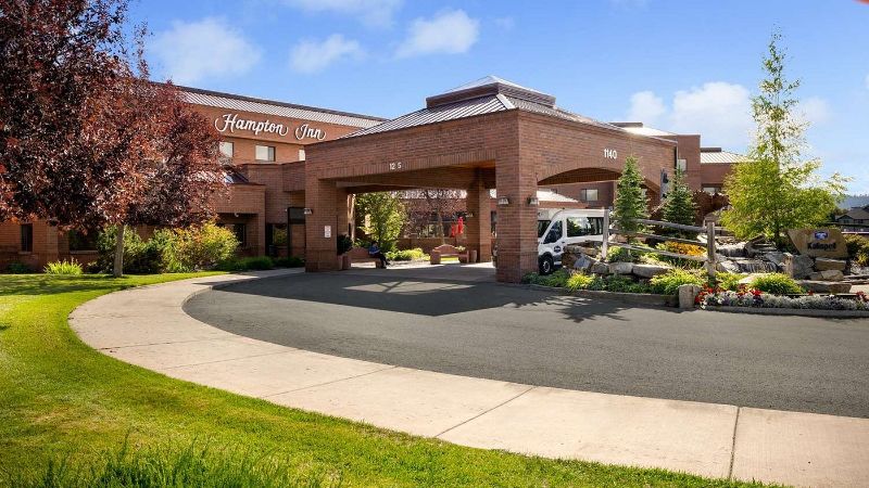 Hampton Inn Kalispell, room with private jacuzzi, photo 8