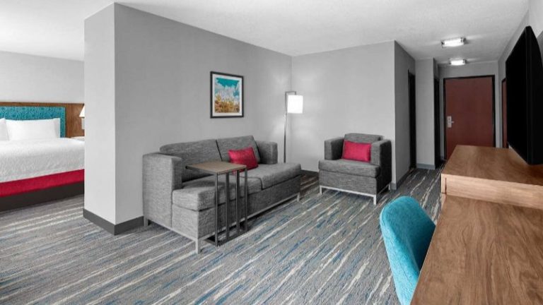 Hampton Inn Phoenix-Biltmore