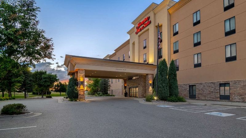 Hampton Inn & Suites Billings West I-90, room with private jacuzzi, photo 5