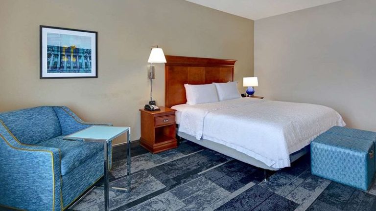 Hampton Inn & Suites Birmingham-Hoover-Galleria