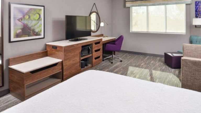 Hampton Inn & Suites Boise Spectrum