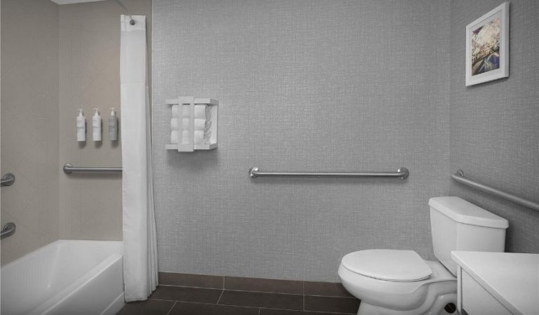 Hampton Inn & Suites Jacksonville South – Bartram Park